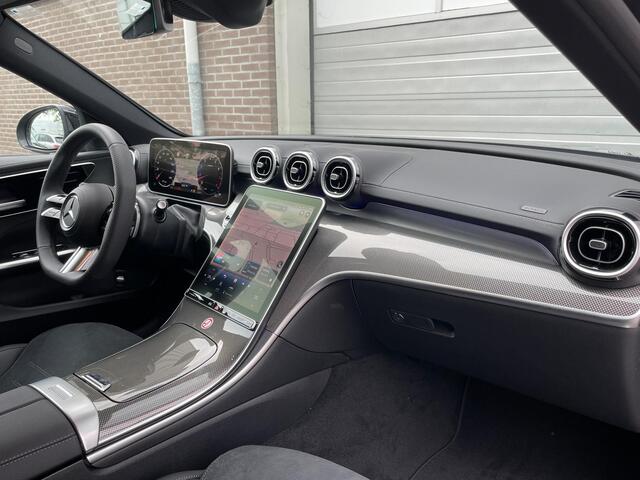 Mercedes-Benz C-KLASSE 180 AMG Line | Night Pakket | Apple CarPlay | Android Auto | Sfeerverlichting | Stoelverwarming | Achteruitrijcamera | Elektrisch Inklapbare Buitenspiegels
