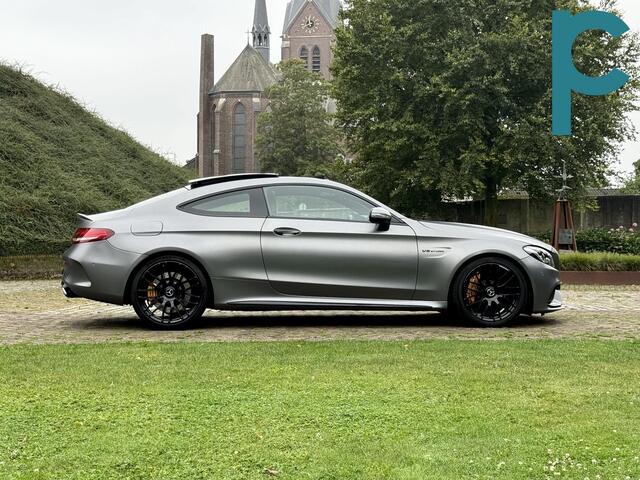 Mercedes-Benz C-KLASSE Coupé AMG 63 S Edition 1 Ceramic AMG Performance Seat Pano Burmester Selenietgrijs Magno