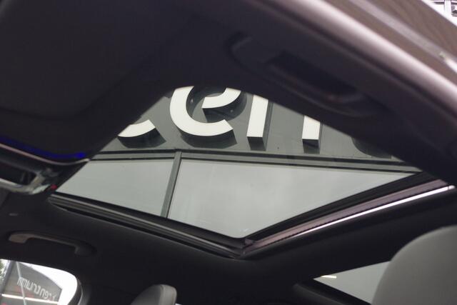 Mercedes-Benz C-KLASSE Estate 300 e 313 PK AMG Line PHEV, Trekhaak, Panoramadak, Burmester Sound, Sfeerverlichting, Camera