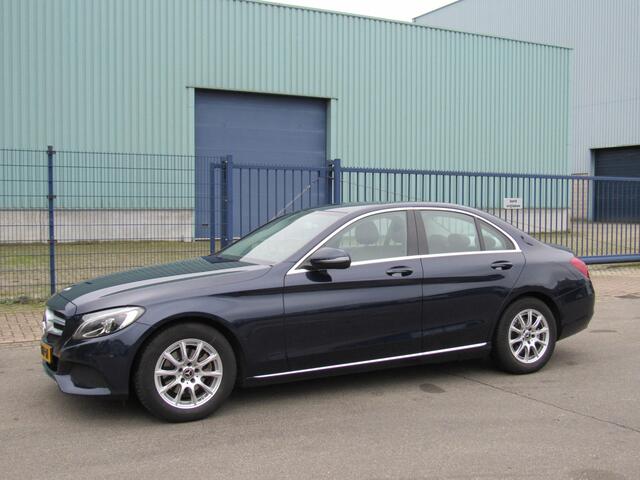 Mercedes-Benz C-KLASSE 180 Business Solution