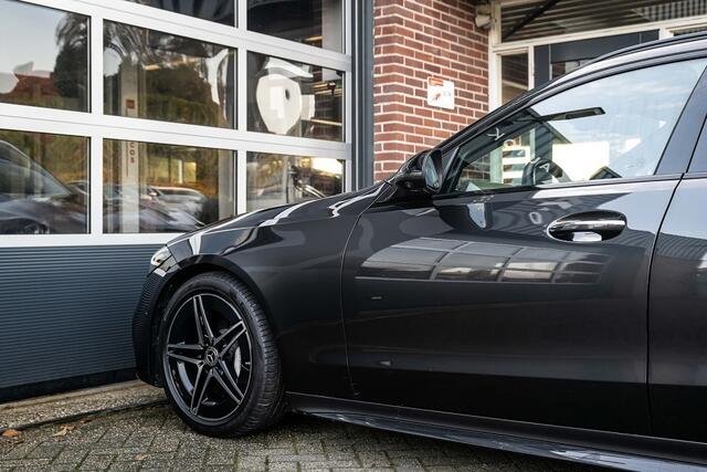 Mercedes-Benz C-KLASSE 180 AMG Line | Panorama | Night Edition | Memory | 360 | Leder | NL-auto |