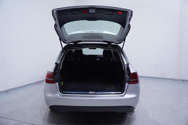 Mercedes-Benz C-KLASSE C 180 CDi Business Line Navi-full-map sportstoelen full-led 19-inch climate-controlle stoelverwarming camera apple-carplay multifuntioneel-stuurwiel