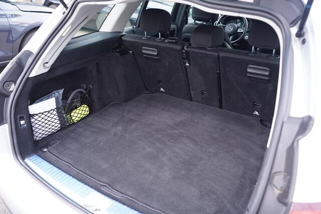 Mercedes-Benz C-KLASSE C 180 CDi Business Line Navi-full-map sportstoelen full-led 19-inch climate-controlle stoelverwarming camera apple-carplay multifuntioneel-stuurwiel