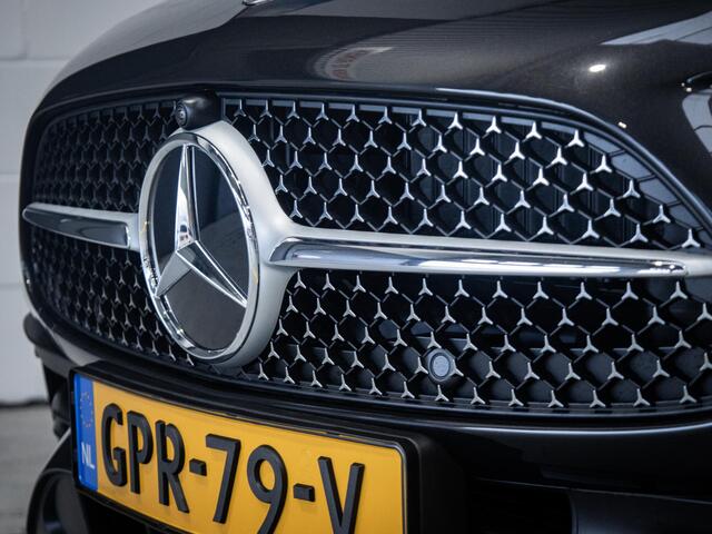 Mercedes-Benz C-KLASSE Estate 300 e AMG Line Premium | Panorama dak | Trekhaak