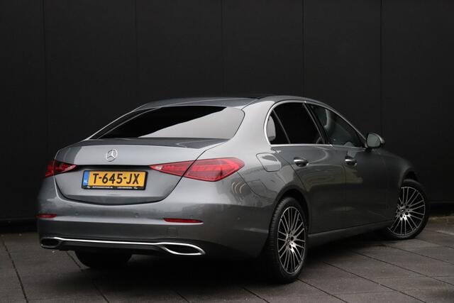 Mercedes-Benz C-KLASSE 180 AMG Line | LEDER | MEMORY | PANO | STOELVERW. | TREKHAAK | 360° CAMERA | NAVI | CRUISE |