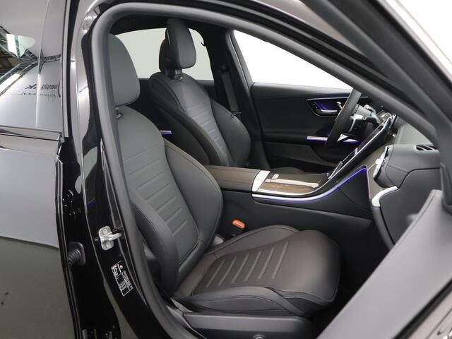 Mercedes-Benz C-KLASSE 180 AMG Line Panoramadak | Night pakket | 19 inch lm velgen | Led verlichting
