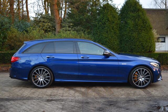 Mercedes-Benz C-KLASSE Estate 450 AMG 4MATIC | Burmester | Pano | LED
