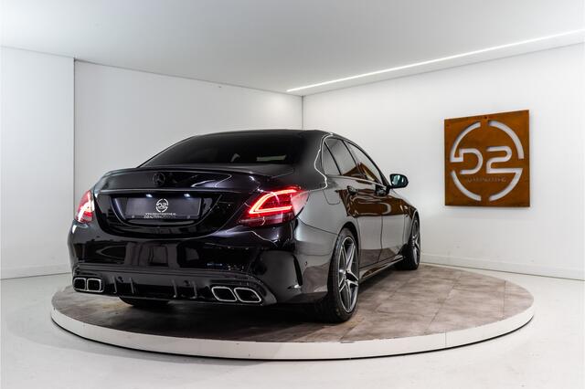 Mercedes-Benz C-KLASSE AMG 63 S Premium+ 510PK Facelift | Kuip | Burmester | Keramisch | Pano | Kleppen | 12 MND Garantie