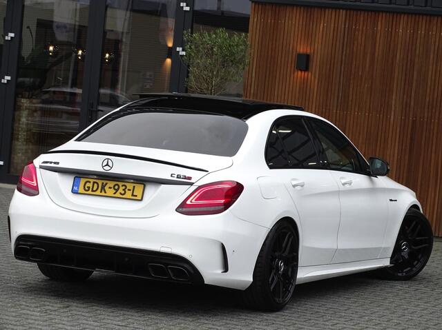 Mercedes-Benz C-KLASSE C400 334PK / AMG Edition / Burmester / LED