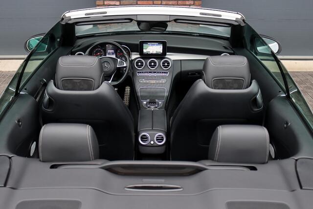 Mercedes-Benz C-KLASSE Cabrio 200 AMG Line Aut9 | Burmester | Stoelverwarming/-ventilatie | Airscarf | Aircap | Camera | Cruise Control | Leder | Led Intelligent Light | Dodehoekassistent |