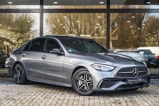 Mercedes-Benz C-KLASSE 180 AMG Line | Panorama-schuifdak | Stoelverwarming | Sfeerverlichting | Achteruitrijcamera