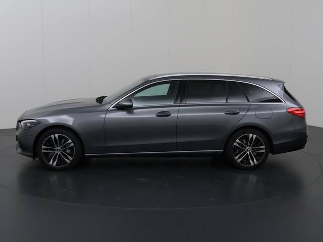 Mercedes-Benz C-KLASSE Estate 300e Star Edition | Achteruitrijcamera | Panoramaschuifdak | Sfeerverlichting | Stoelverwarming | Easypack-achterklep |