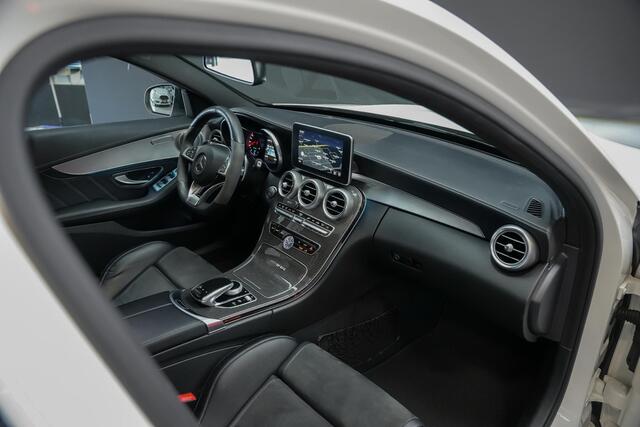 Mercedes-Benz C-KLASSE C63S AMG 510pk |keramische remmen|panoramdak|Burmester|bucket seats|IWC klok|360 camera|HUD|BLIS|parkeersensoren voor en achter|19"|