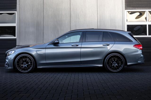 Mercedes-Benz C-KLASSE Estate C63 AMG 476 pk AMG-Pakket / Facelift-Model/ Pano-Dak/ Burmester/ Sport-Stoelen/ Stoel.Verw/ Camera/ LED-Xenon/ 19'' lmv