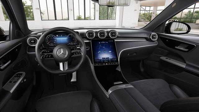 Mercedes-Benz C-KLASSE 300 e AMG Line | Panoramadak | Trekhaak | Keyless | Sfeerverlichting | Stoelverwarming |