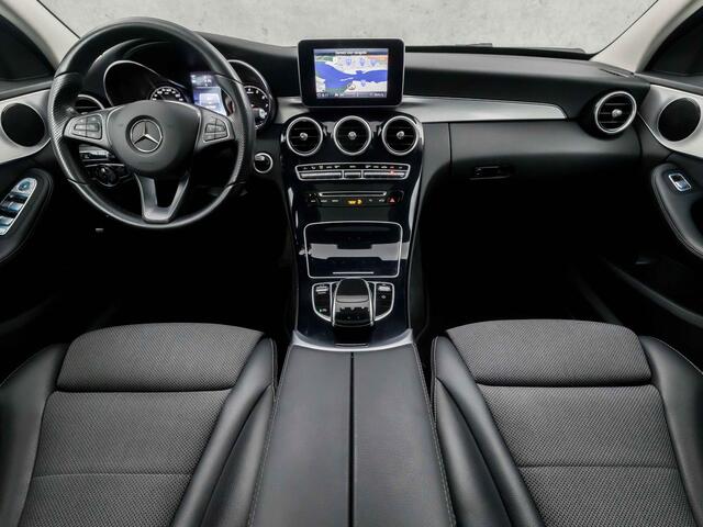 Mercedes-Benz C-KLASSE Estate 180 AMG Edition 1 Sport 157Pk Automaat (PANORAMADAK, NAVIGATIE, STOELVERWARMING, GETINT GLAS, LEDER, SPORTSTOELEN, ELEK ACHTERKLEP, CRUISE CONTROL, NIEUWSTAAT)