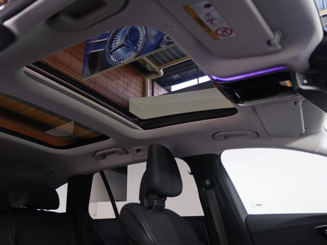 Mercedes-Benz C-KLASSE 300 e Luxury Line | Panorama schuif/kanteldak | Memorystoelen | Adaptieve cruise control | Sfeerverlichting | 360 camera |