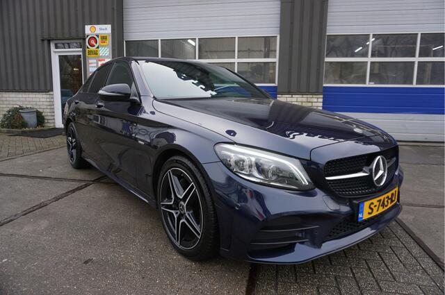 Mercedes-Benz C-KLASSE 220D Premium Plus Pack AMG / Burmester
