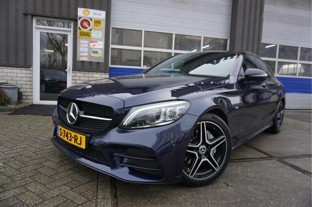 Mercedes-Benz C-KLASSE 220D Premium Plus Pack AMG / Burmester
