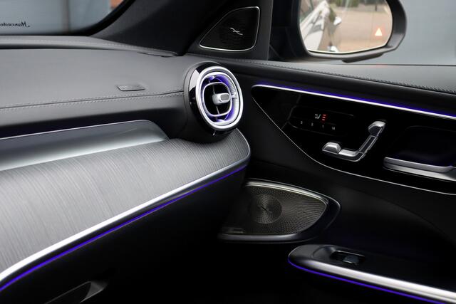 Mercedes-Benz C-KLASSE Estate 300 e AMG Line Premium Aut9 | Distronic+ | Panoramadak | Trekhaak | Burmester | Memory | Digital Light | Keyless Go | Verwarmd Stuurwiel | Augmented Reality |