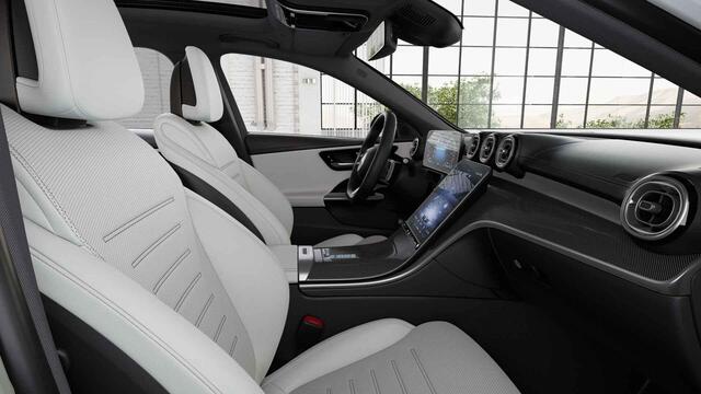 Mercedes-Benz C-KLASSE 300 e AMG Line | Panoramadak | Sfeerverlichting | 360 graden camera | AGILITY CONTROL | Stoelverwarming |