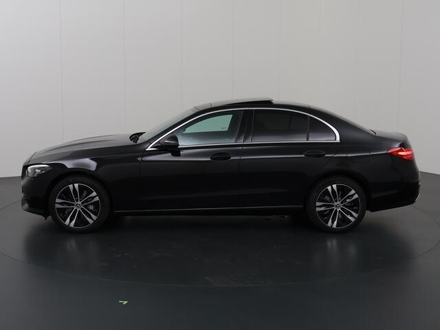 Mercedes-Benz C-KLASSE 300 e Luxury Line | Panorama-dak | Donkergetint glas | Electrische stoelen met geheugen | Sfeerverlichting