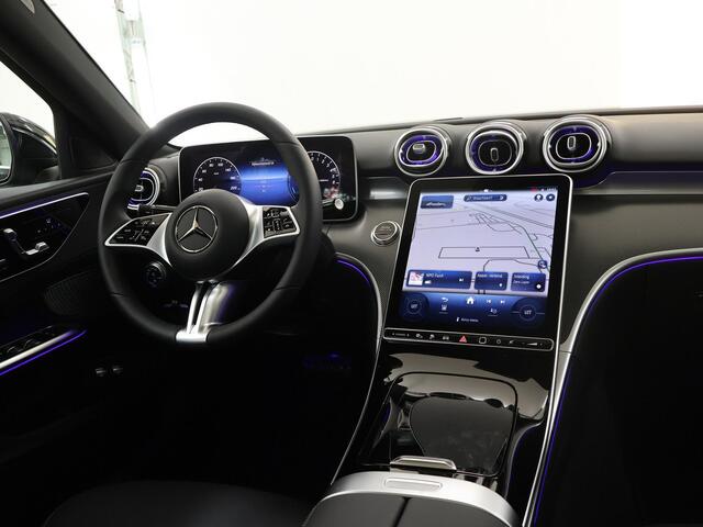 Mercedes-Benz C-KLASSE 300 e Luxury Line | Panorama-dak | Donkergetint glas | Electrische stoelen met geheugen | Sfeerverlichting