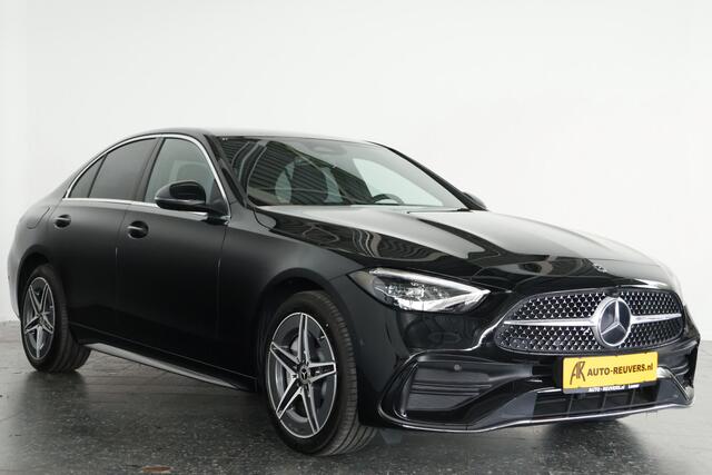 Mercedes-Benz C-KLASSE 180 AMG Line / Carplay / Alcantara Leder / LED / DAB