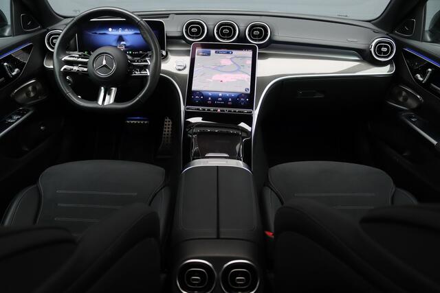 Mercedes-Benz C-KLASSE 300 4MATIC AMG Line Aut9 | Panoramadak | Distronic+ | Digital Light | Burmester | Trekhaak | Memory | Augmented Reality | Leder | Rijassistentiepakket | Keyless Go |