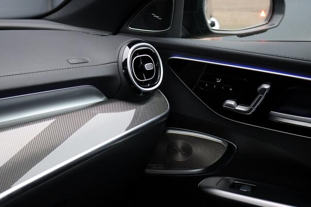 Mercedes-Benz C-KLASSE 300 4MATIC AMG Line Aut9 | Panoramadak | Distronic+ | Digital Light | Burmester | Trekhaak | Memory | Augmented Reality | Leder | Rijassistentiepakket | Keyless Go |