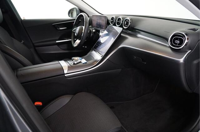Mercedes-Benz C-KLASSE Estate 300 e | Adaptieve Cruise | Dodehoek | Digitaal dash | 18 inch |