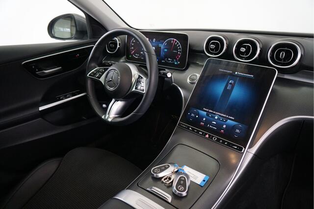 Mercedes-Benz C-KLASSE Estate 300 e | Adaptieve Cruise | Dodehoek | Digitaal dash | 18 inch |