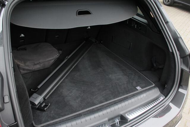 Mercedes-Benz C-KLASSE Estate 300 e AMG Line | Camera | Trekhaak | Stoelver |