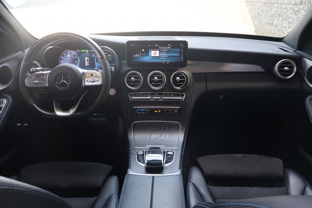 Mercedes-Benz C-KLASSE 300 e | Geen import | AMG | Schuifdak | Trekhaak