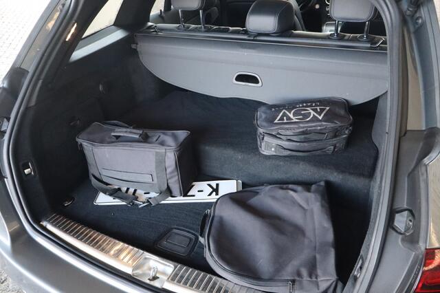 Mercedes-Benz C-KLASSE 300 e | Geen import | AMG | Schuifdak | Trekhaak