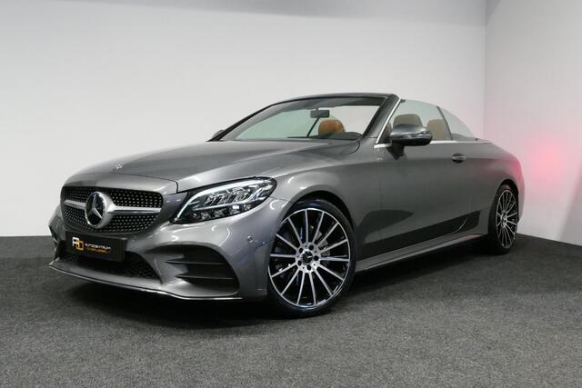Mercedes-Benz C-KLASSE Cabrio 180 AMG Line / Airscarf - nekverwarming / Stoelverwarming / Apple Carplay - Andriod Auto / 360 graden camera / Dodehoek sensor / Digitaal instrumentenpaneel / Agility Select / LED High Performance / Lederen bekleding / Navigatie / Cruise Control / 