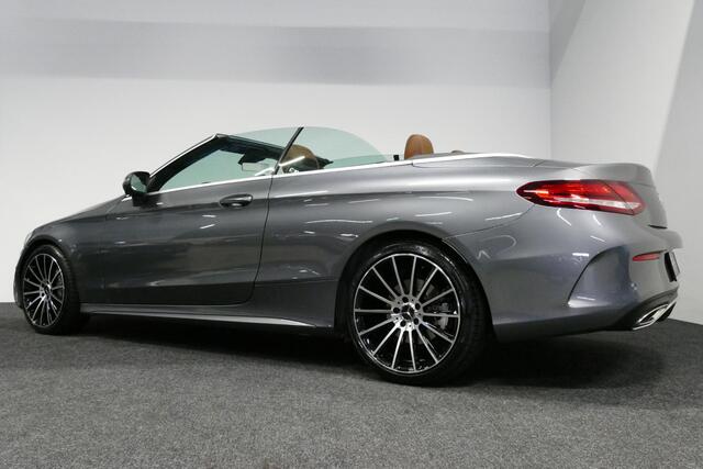Mercedes-Benz C-KLASSE Cabrio 180 AMG Line / Airscarf - nekverwarming / Stoelverwarming / Apple Carplay - Andriod Auto / 360 graden camera / Dodehoek sensor / Digitaal instrumentenpaneel / Agility Select / LED High Performance / Lederen bekleding / Navigatie / Cruise Control / 