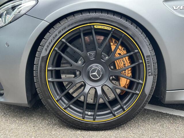 Mercedes-Benz C-KLASSE Coupé AMG 63 S Edition 1 V8 l Panoramadak l Memory l Keramische l Akrapovic uitlaat l 360 Camera l Burmester l Distronic l l Uniek l IWC Klok l Stoelverwarming l Carbon spiegels l