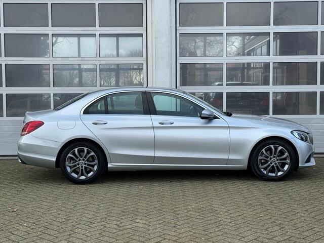 Mercedes-Benz C-KLASSE 180 LEASE EDITION Navi PDC leuke auto!