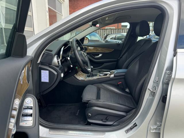 Mercedes-Benz C-KLASSE 180 LEASE EDITION Navi PDC leuke auto!