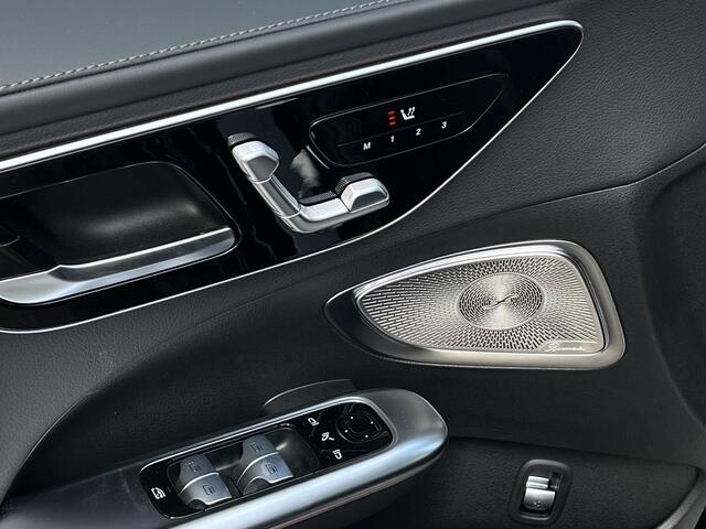 Mercedes-Benz C-KLASSE Estate 180 AMG Line Mercedes-Benz C Estate 180 AMG Line | Premium Pakket | Night Pakket | Winter Pakket | Panoramadak | Trekhaak | 360° Camera | Burmester 3D Surround Sound | DISTRONIC afstandsassistent | Dodehoekassistent | Apple CarPlay | Android Auto |