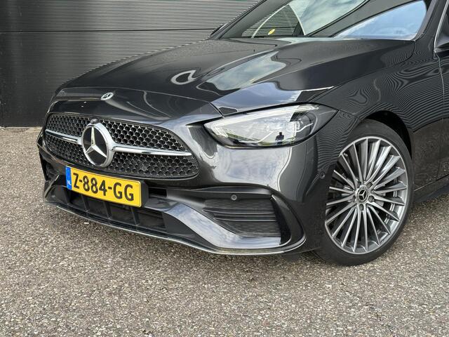 Mercedes-Benz C-KLASSE Estate 180 AMG Line | Premium PLUS | Panoramadak | Burmester® 3D | 360° Camera | Head-up display | Sfeerverlichting | Memorystoelen Verwarmd | Trekhaak | Apple & Android Carplay