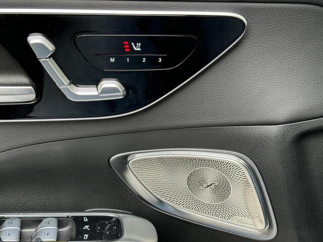 Mercedes-Benz C-KLASSE Estate 180 AMG Line | Premium | Panoramadak | Burmester® 3D | 360° Camera | Sfeerverlichting | Memorystoelen Verwarmd | Apple & Android Carplay