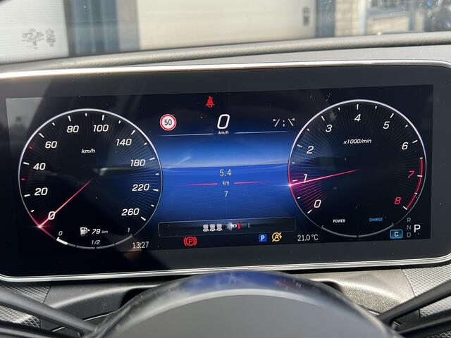 Mercedes-Benz C-KLASSE Estate 180 Luxury Line Mercedes-Benz C Estate 180 Luxury Line | Panoramadak | Privacy Glas Achter | KEYLESS GO Pakket | Apple CarPlay | Android Auto | Elektrisch Verstelbare Voorstoelen + Memory | Dodehoekassistent | Sfeerverlichting | Stoelverwarming | A