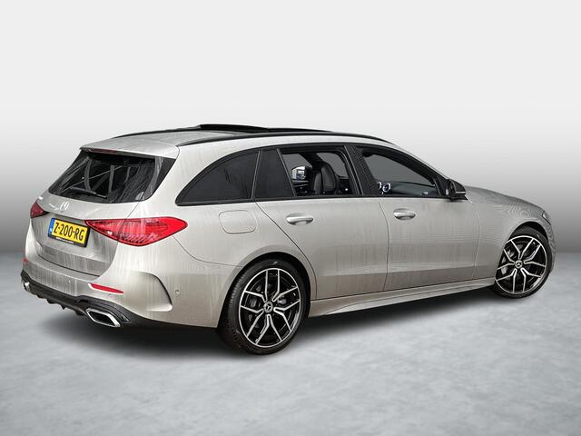Mercedes-Benz C-KLASSE Estate 200 AMG Line Mercedes-Benz C Estate 200 AMG Line | Leder Zwart | Premium Plus | Night Pakket | Panoramadak | Trekhaak | 360° Camera | Head-Up Display | Elektrisch Verstelbare Voorstoelen + Memory | Burmester 3D Surround Sound | Apple CarPlay | Andr