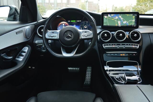 Mercedes-Benz C-KLASSE Estate 300 e AMG Led Panorama Distronic Head-up Burmester Camera Pdc