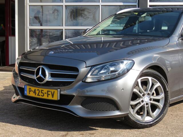Mercedes-Benz C-KLASSE 180 156pk Aut. PRESTIGE / Camera / Leder-stof / Trekhaak / Veel
