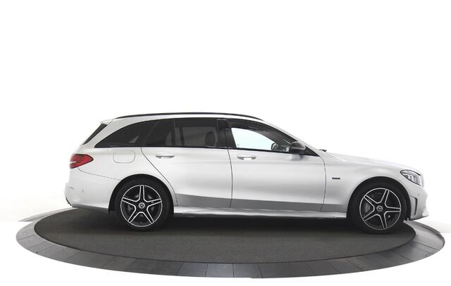 Mercedes-Benz C-KLASSE Estate 300 e Business Solution AMG Standkachel / Trekhaak wegklapbare kogel / Navigatiesysteem
