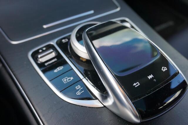 Mercedes-Benz C-KLASSE 300 e AMG PANORAMADAK LUCHTVERING BTW