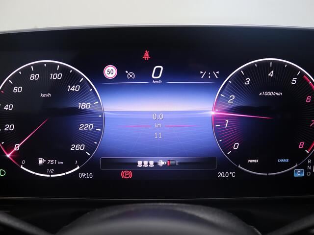 Mercedes-Benz C-KLASSE Estate 180 AMG Line | Premium Pakket | 360-camera | Panorama-schuifdak | Elektrische stoelen incl. Memory | Keyless GO | 19" AMG velgen |